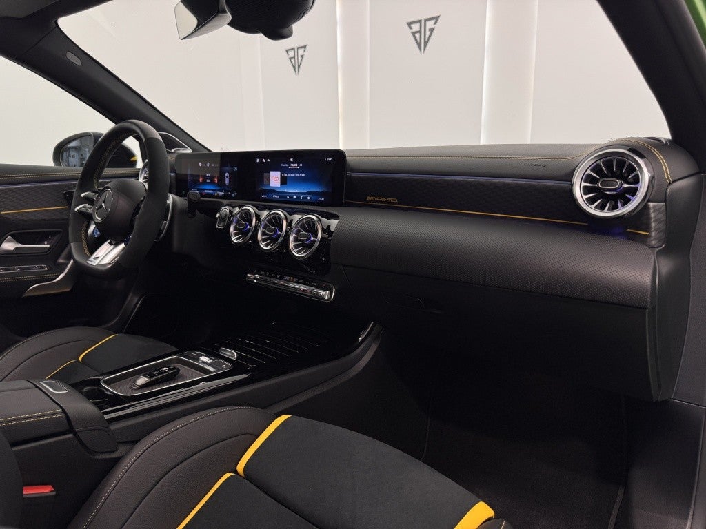 Mercedes-Benz Clase A 45 S AMG Line Premium 4Matic+ 8G-DCT