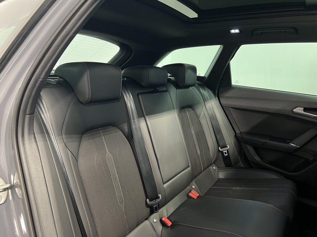 Cupra León Sportstourer 1.4 TSI VZ E HYBRID DSG 245