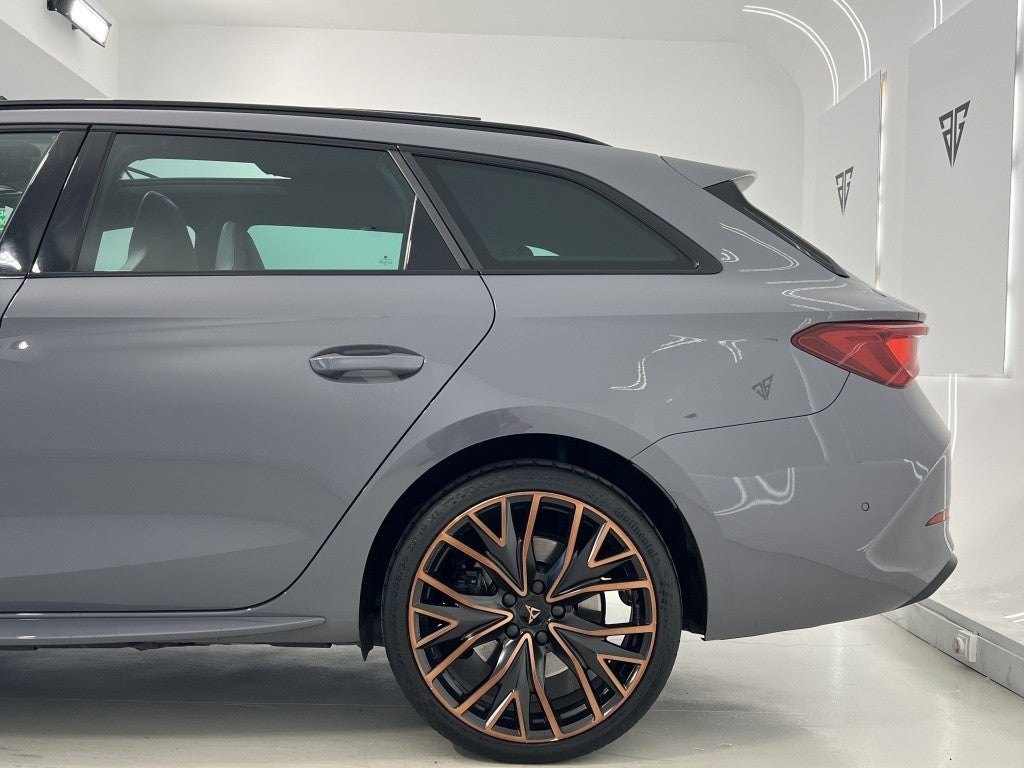 Cupra León Sportstourer 1.4 TSI VZ E HYBRID DSG 245