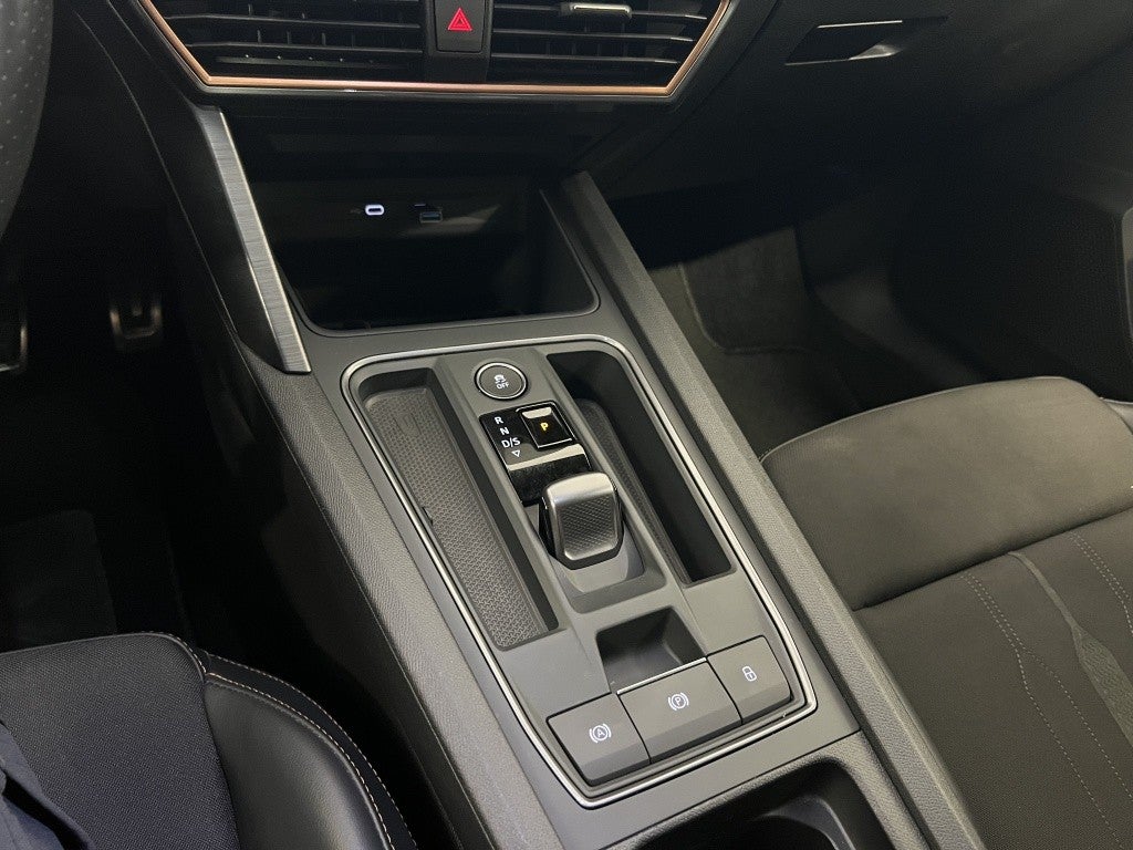 Cupra León Sportstourer 1.4 TSI VZ E HYBRID DSG 245