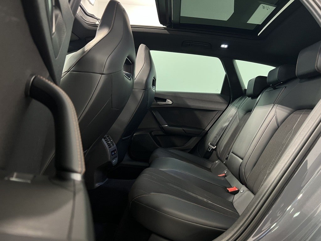 Cupra León Sportstourer 1.4 TSI VZ E HYBRID DSG 245