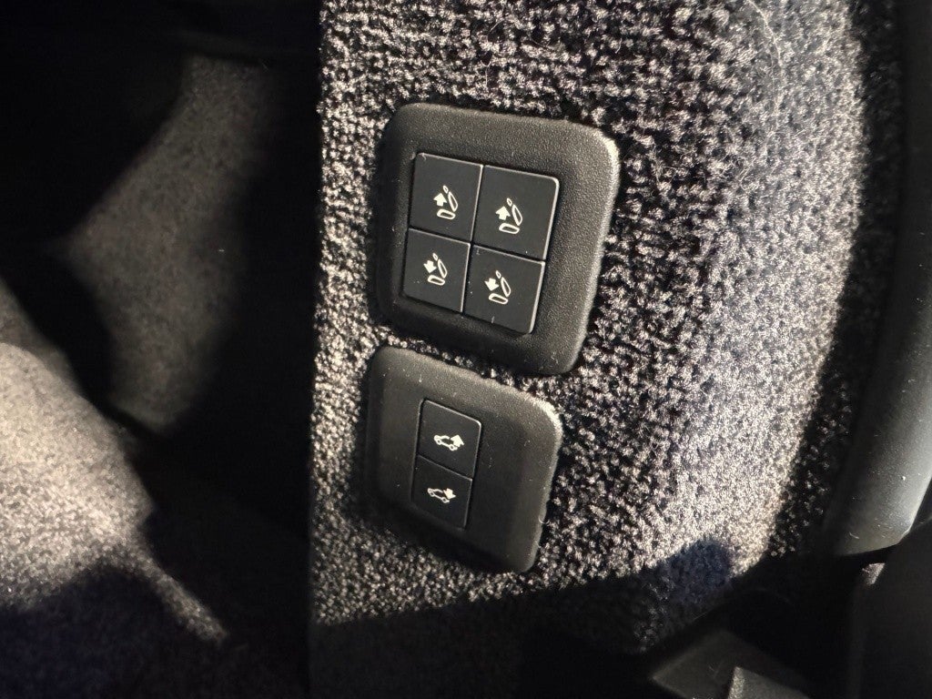 Land-Rover Range Rover 2.0 i4 PHEV Vogue 4WD Aut.