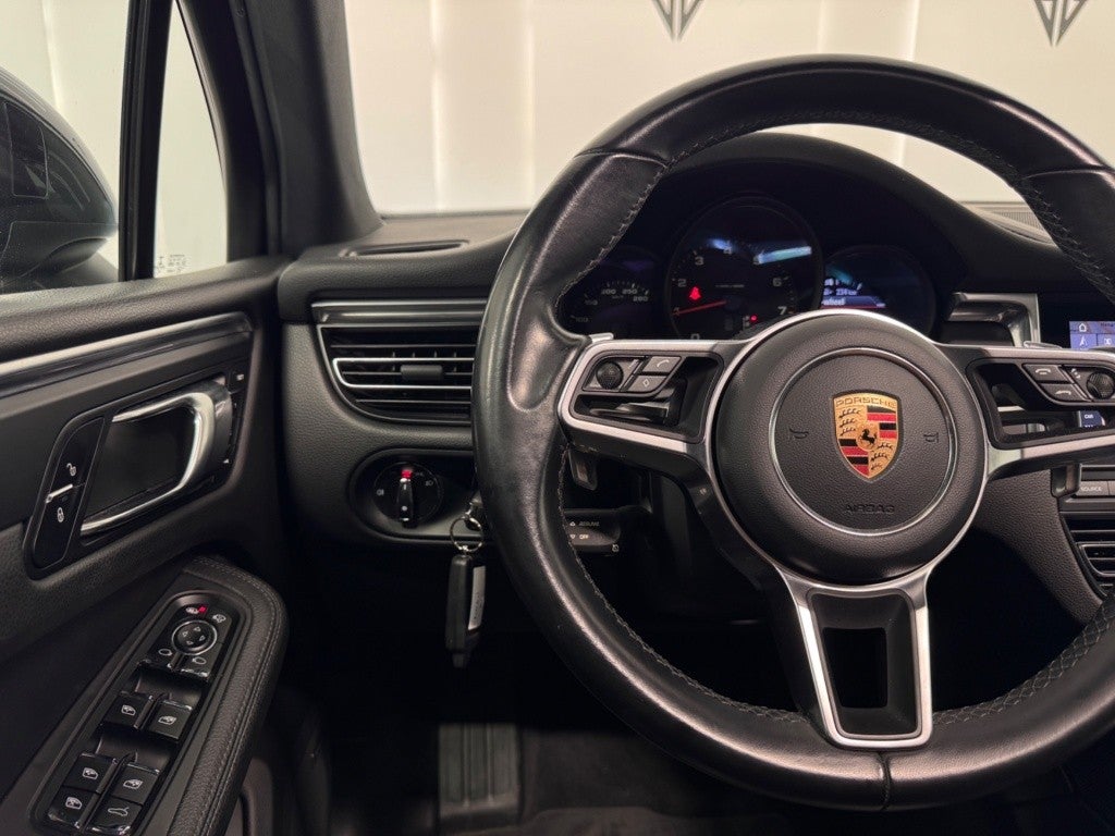 Porsche Macan Aut.