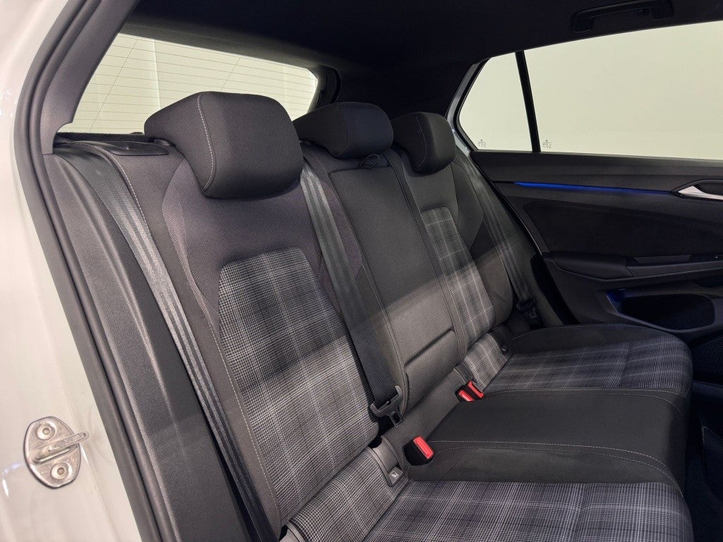 Volkswagen Golf GTD 2.0 TDI DSG 7