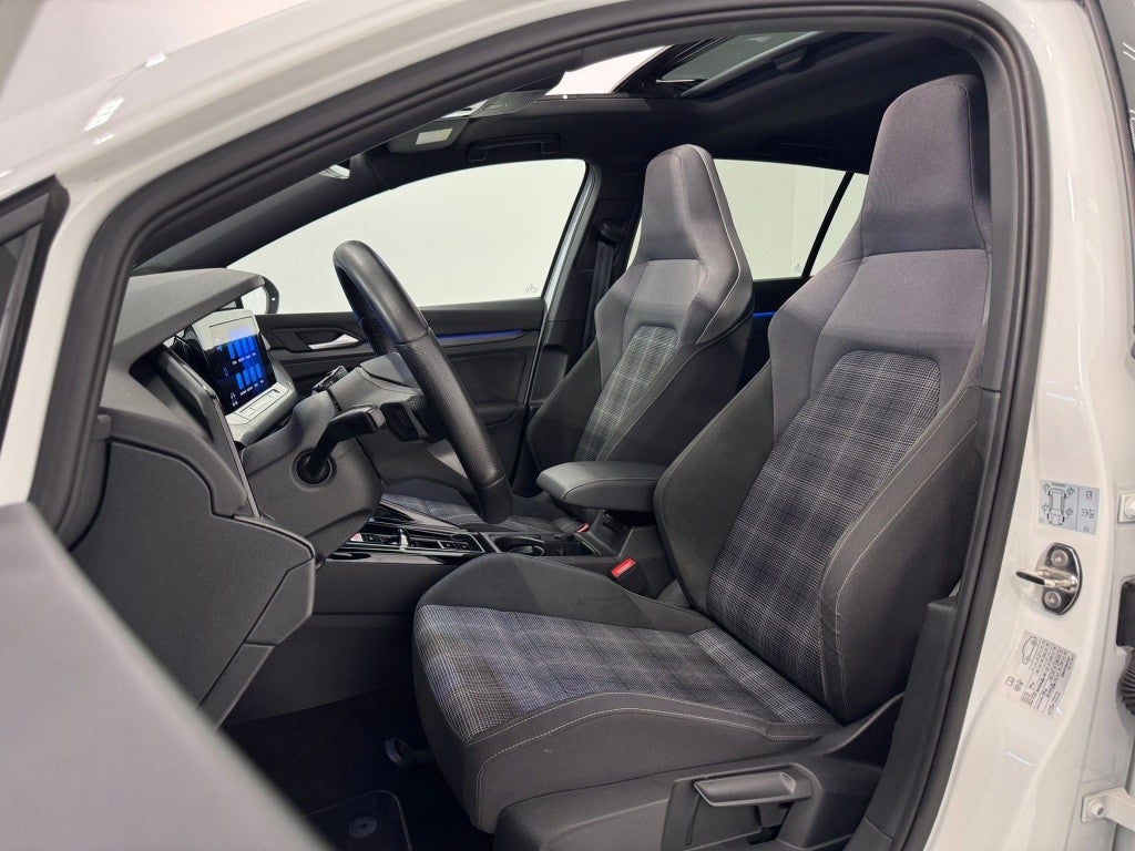 Volkswagen Golf GTD 2.0 TDI DSG 7