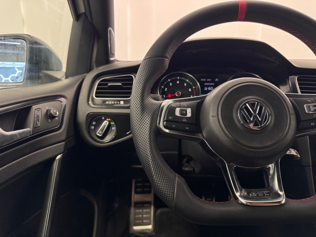 Volkswagen Golf 2.0 TSI GTI Performance 230