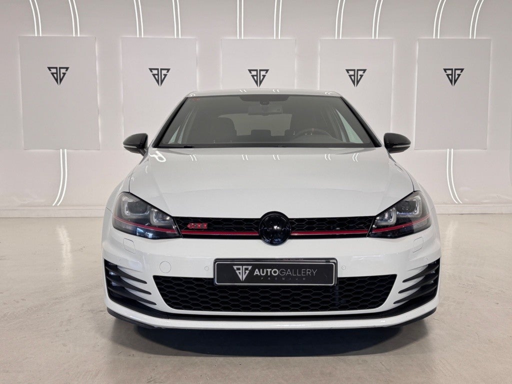 Volkswagen Golf 2.0 TSI GTI Performance 230