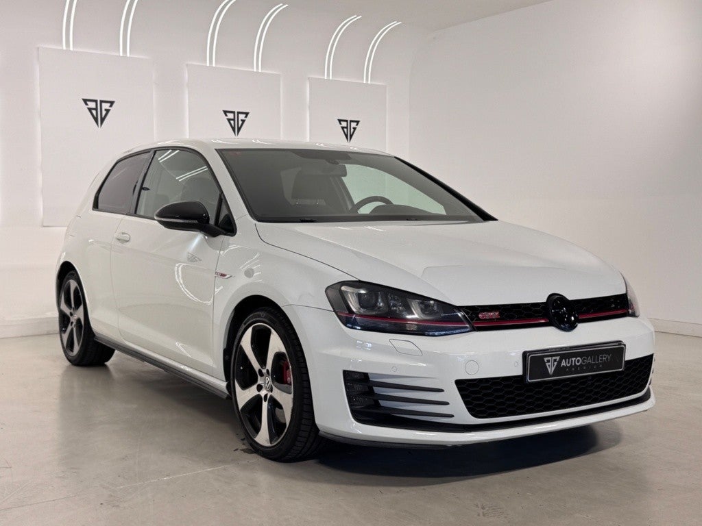 Volkswagen Golf 2.0 TSI GTI Performance 230