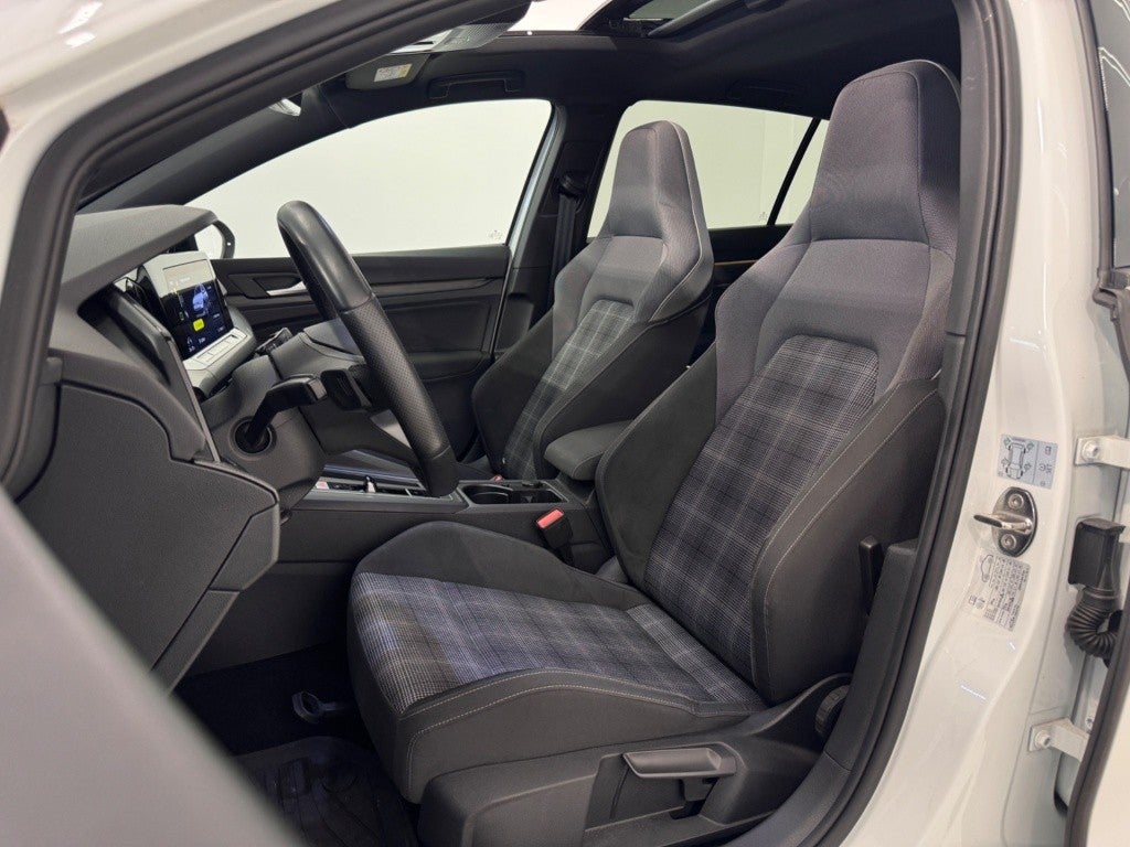 Volkswagen Golf GTD 2.0 TDI DSG 7