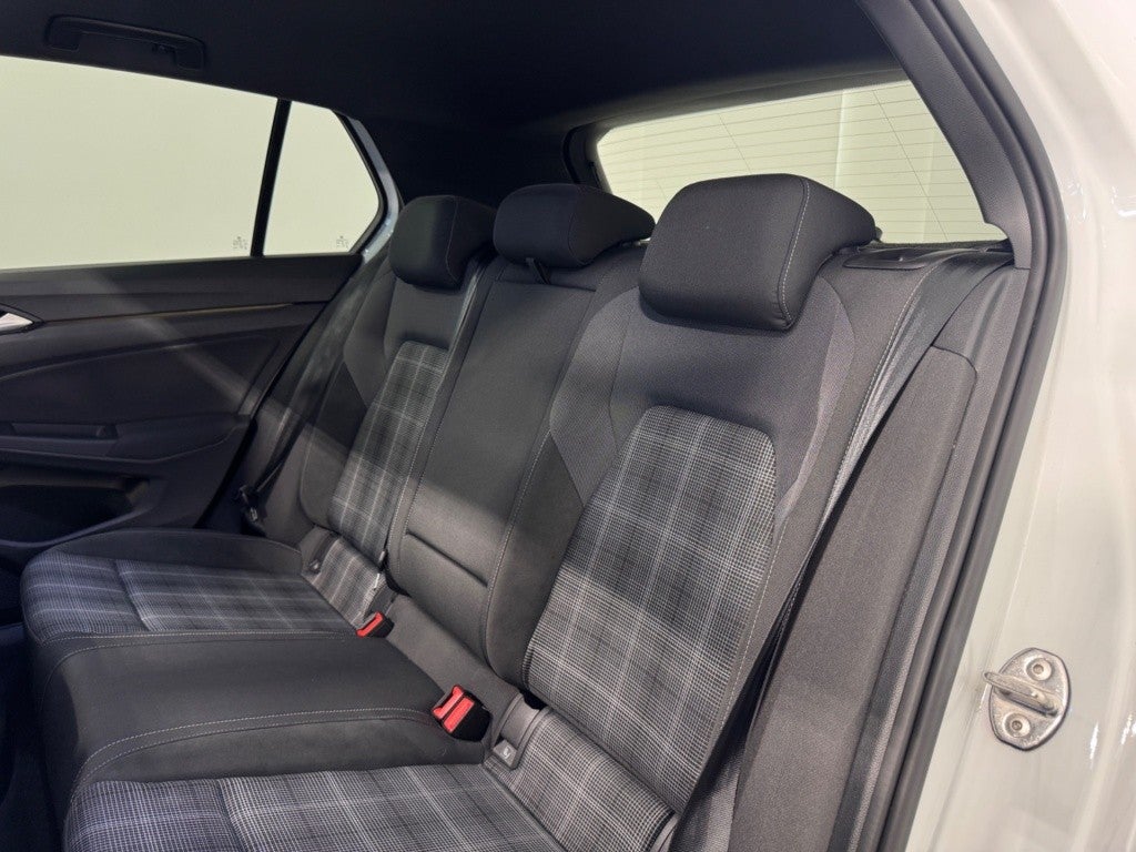 Volkswagen Golf GTD 2.0 TDI DSG 7