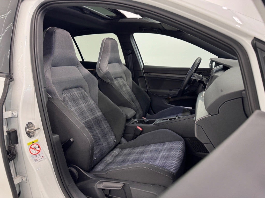 Volkswagen Golf GTD 2.0 TDI DSG 7