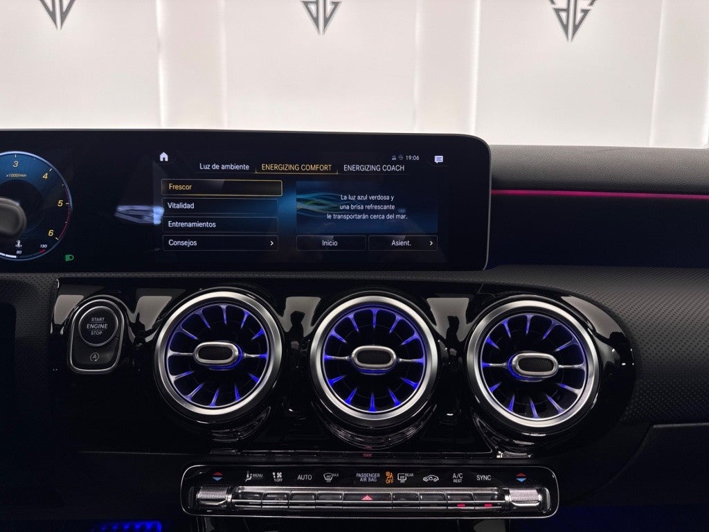 Mercedes-Benz Clase A 200d 8G-DCT