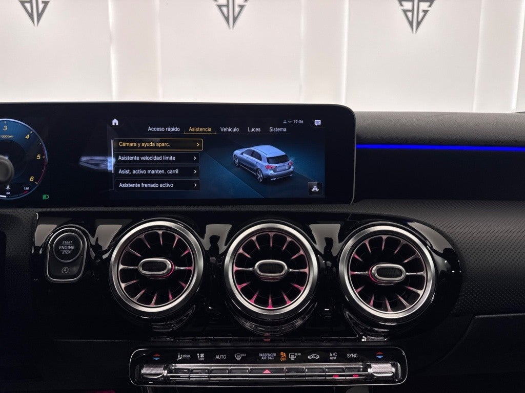 Mercedes-Benz Clase A 200d 8G-DCT