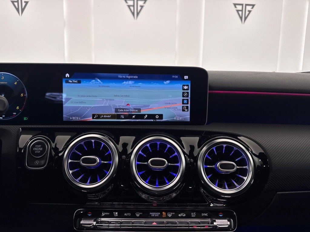 Mercedes-Benz Clase A 200d 8G-DCT