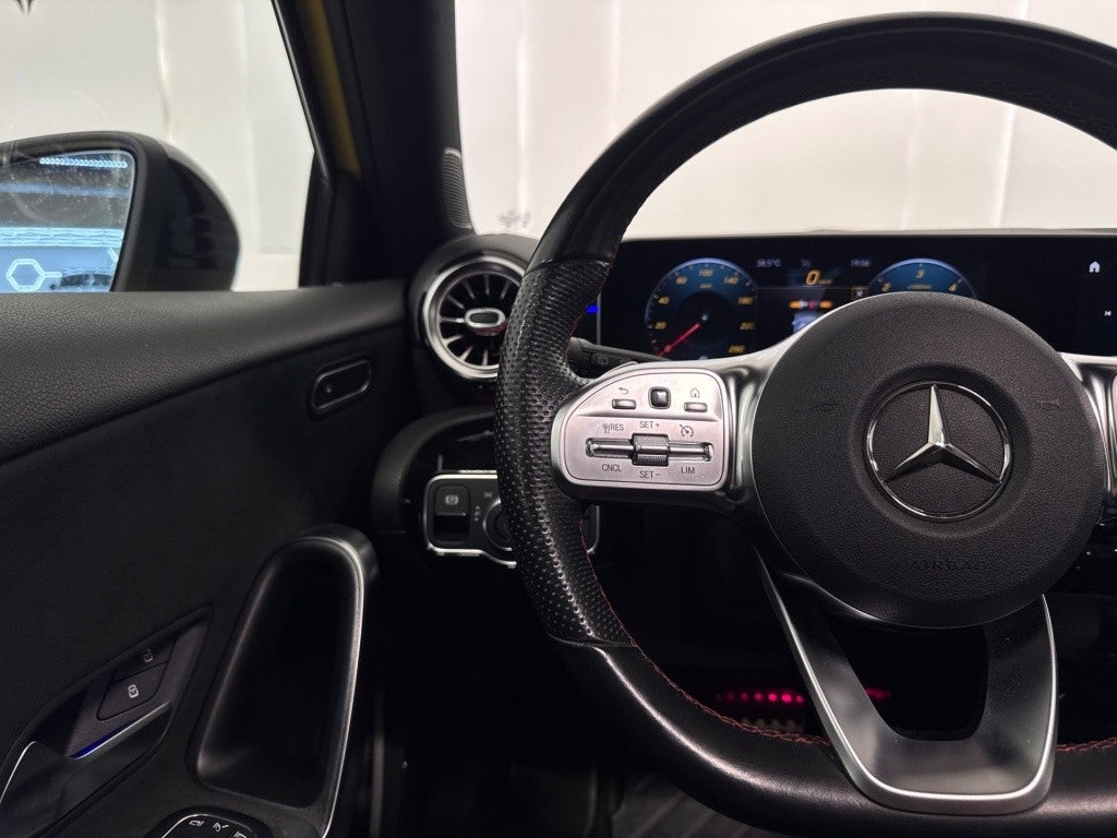 Mercedes-Benz Clase A 200d 8G-DCT