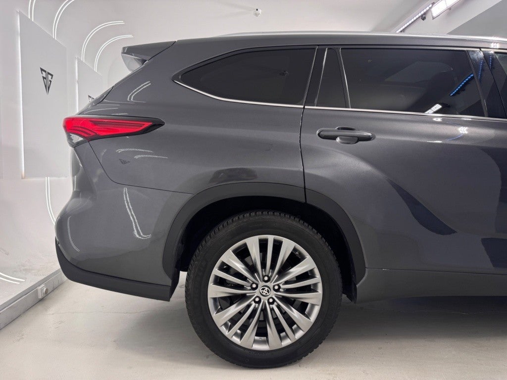 Toyota Highlander 2.5 hybrid Advance T. Panorámico Pintura metaliza