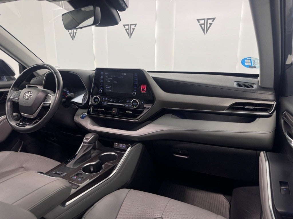 Toyota Highlander 2.5 hybrid Advance T. Panorámico Pintura metaliza