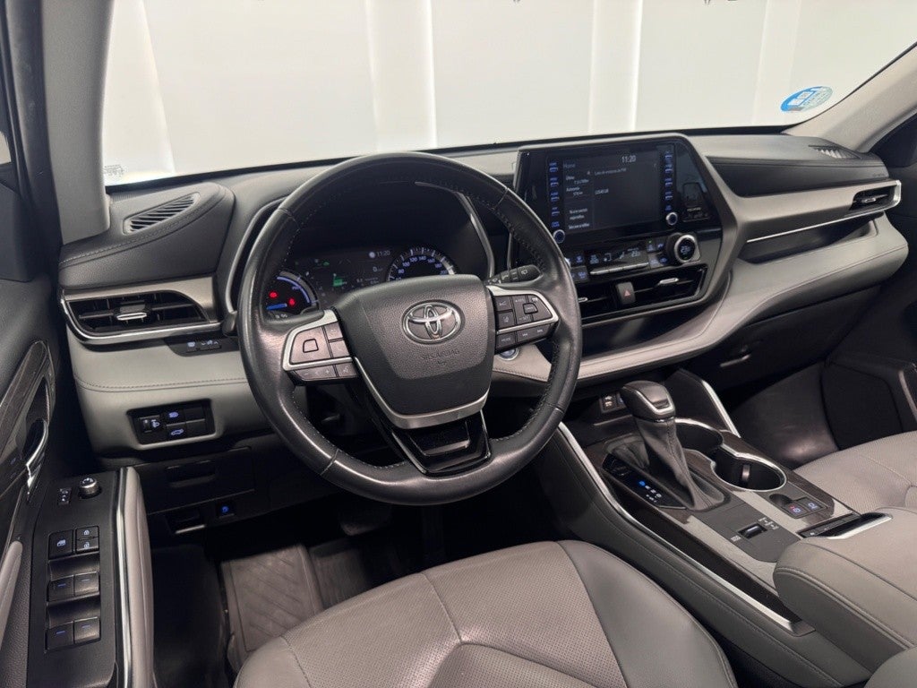 Toyota Highlander 2.5 hybrid Advance T. Panorámico Pintura metaliza