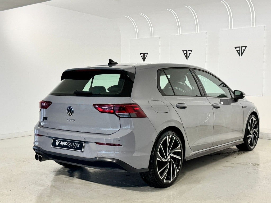 Volkswagen Golf GTD 2.0 TDI DSG 7