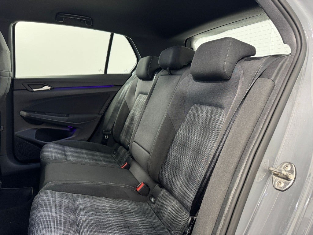 Volkswagen Golf GTD 2.0 TDI DSG 7