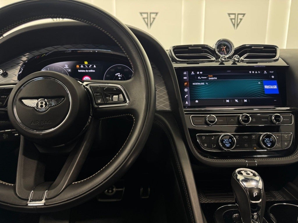 Bentley Bentayga Hybrid