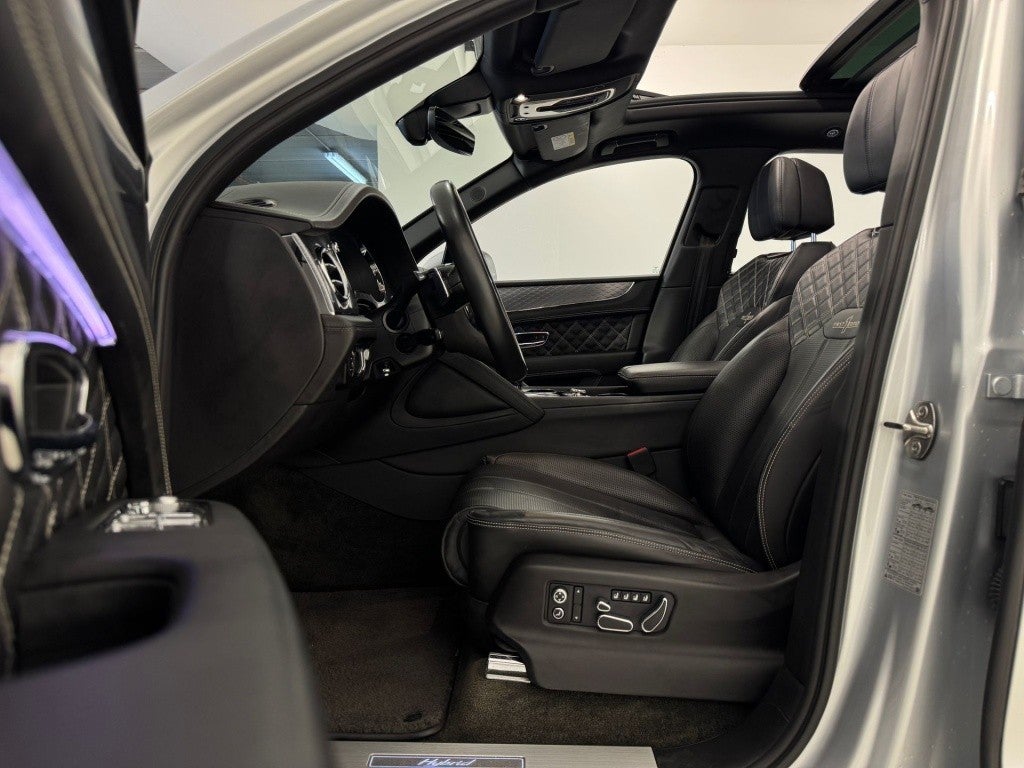 Bentley Bentayga Hybrid