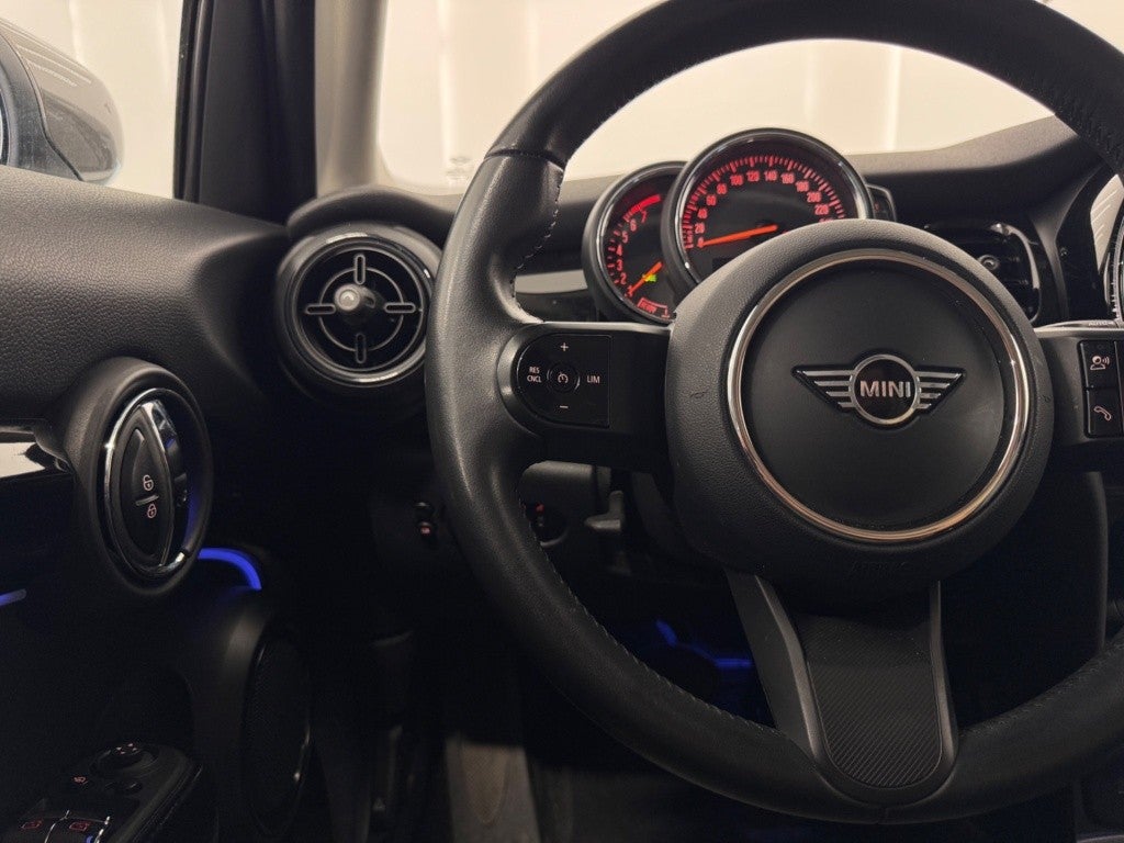 Mini Mini Cooper Aut.