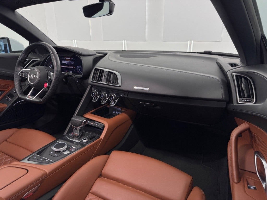 Audi R8 Spyder V10 FSI RWD S tronic 397kW