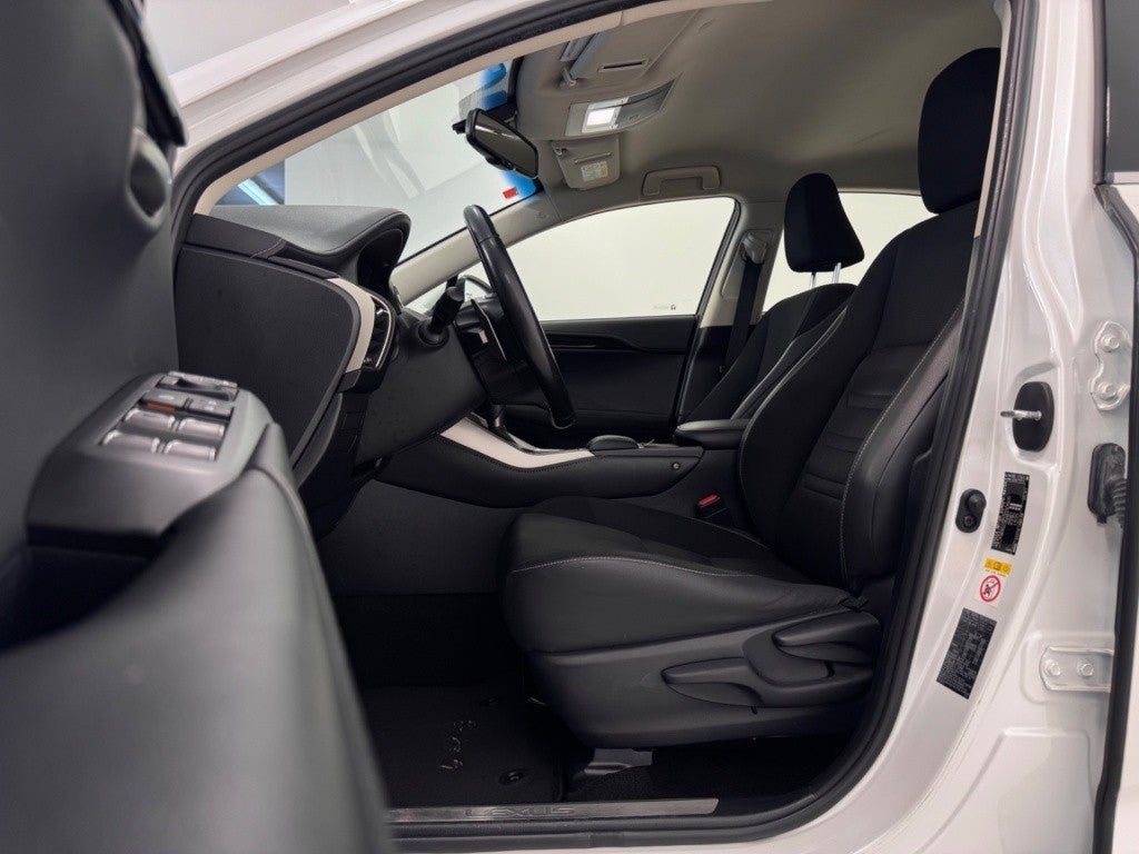 Lexus NX 300h Business Navigation 2WD