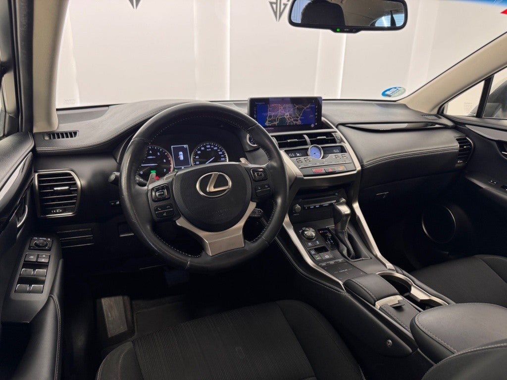 Lexus NX 300h Business Navigation 2WD