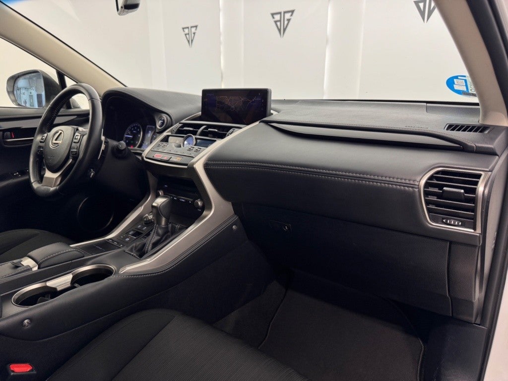 Lexus NX 300h Business Navigation 2WD