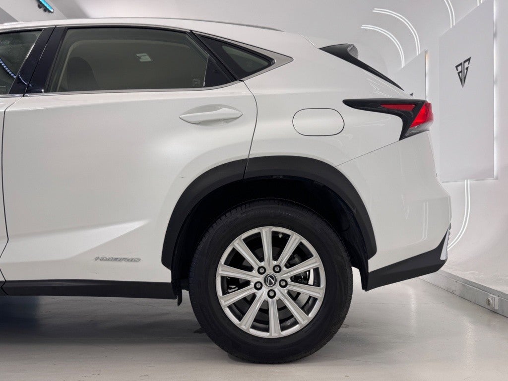 Lexus NX 300h Business Navigation 2WD