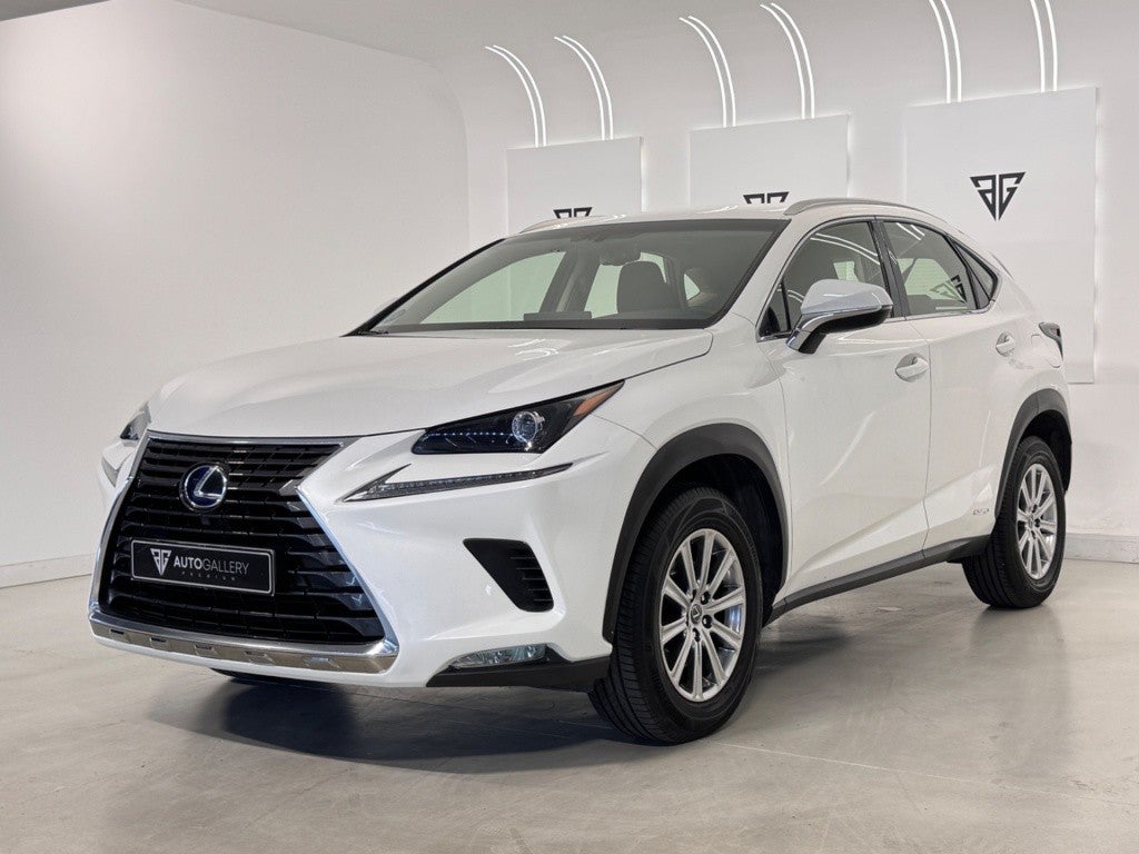 Lexus NX 300h Business Navigation 2WD