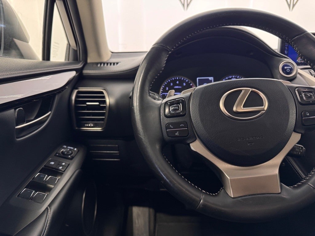 Lexus NX 300h Business Navigation 2WD