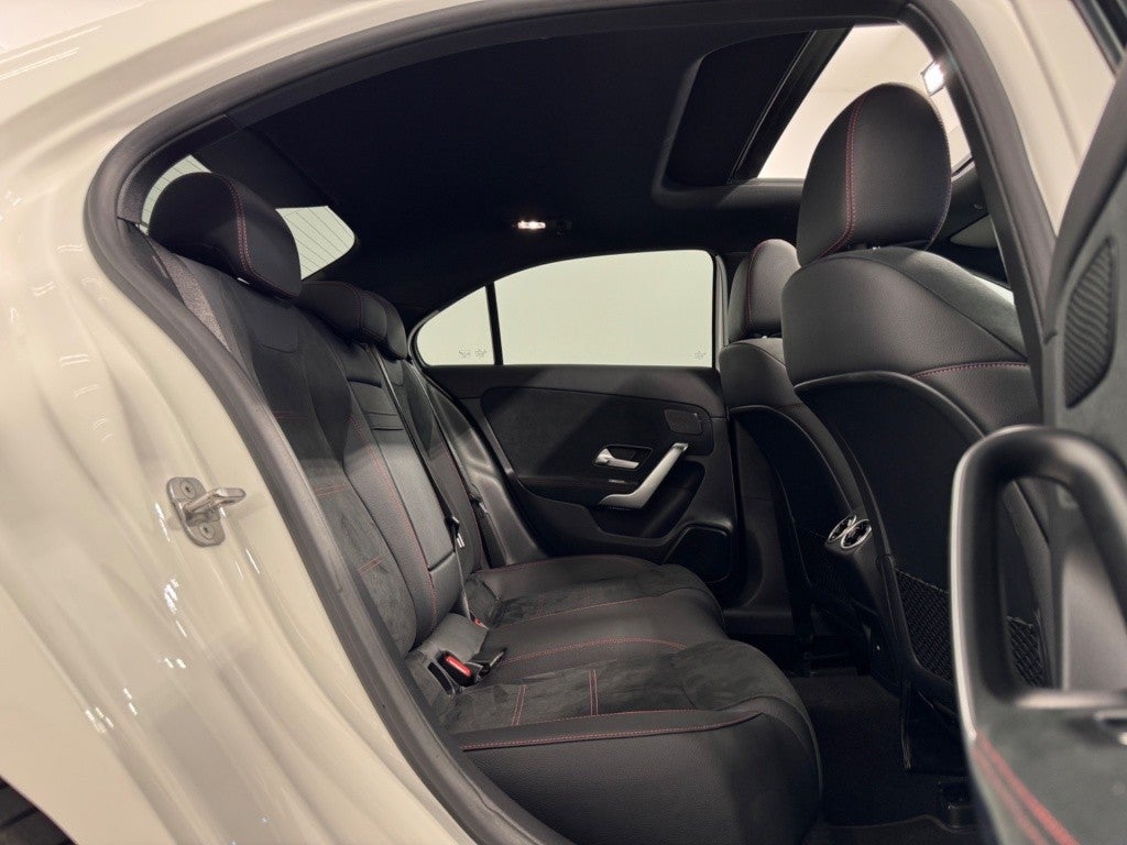 Mercedes-Benz Clase A 180 Sedán Progressive Line Advanced 7G-DCT