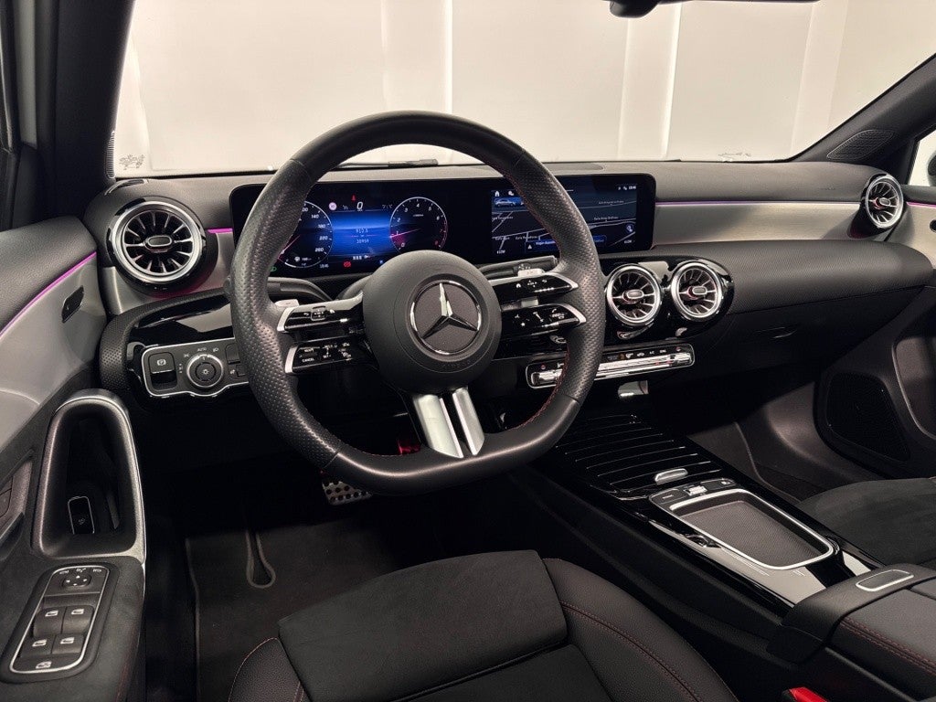 Mercedes-Benz Clase A 180 Sedán Progressive Line Advanced 7G-DCT