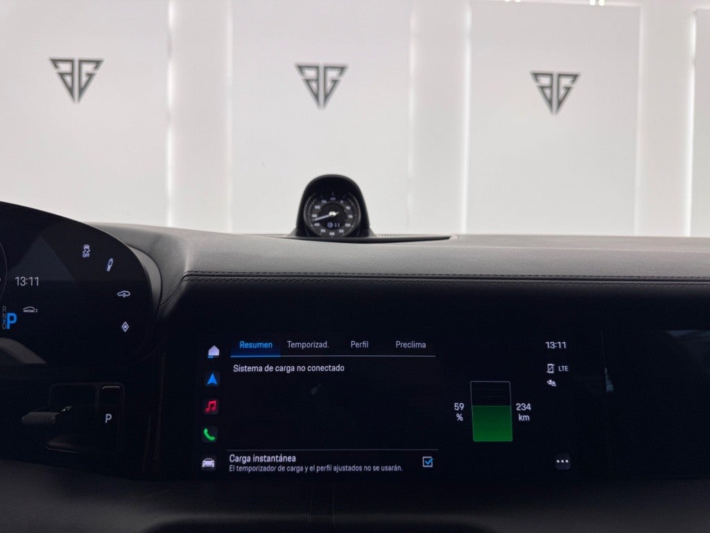 Porsche Taycan 4 Cross Turismo