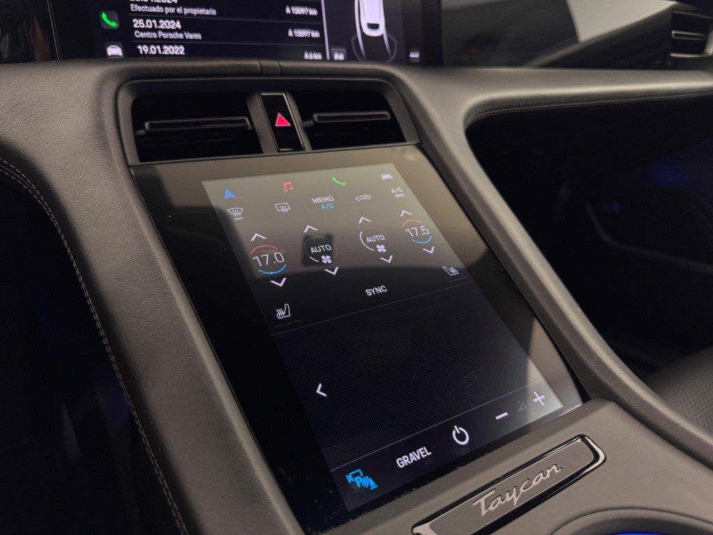Porsche Taycan 4 Cross Turismo