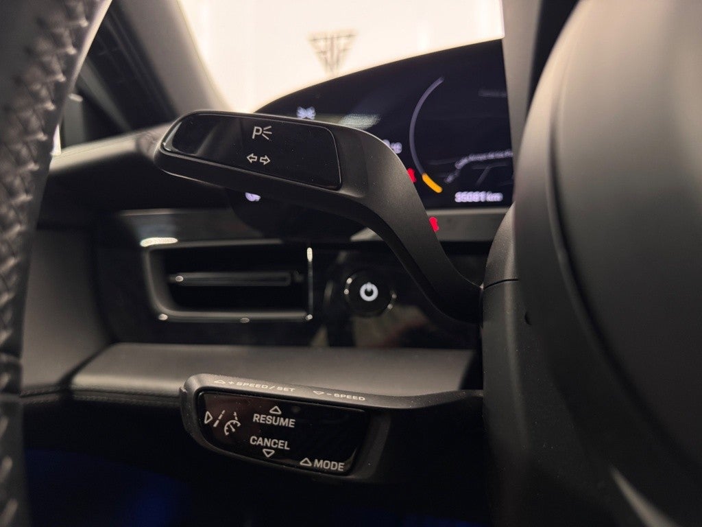Porsche Taycan 4 Cross Turismo