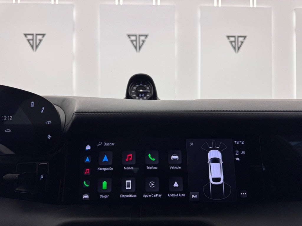 Porsche Taycan 4 Cross Turismo
