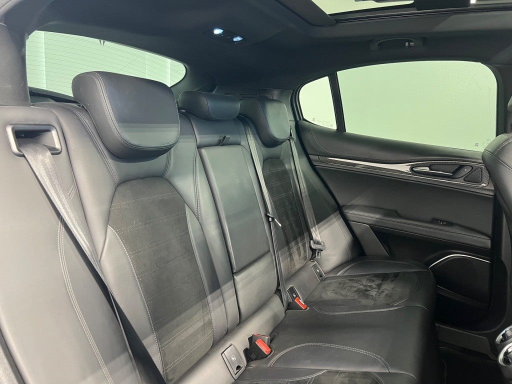 Alfa Romeo Stelvio 2.9 Bi-Turbo Q4 Quadrifoglio AT8
