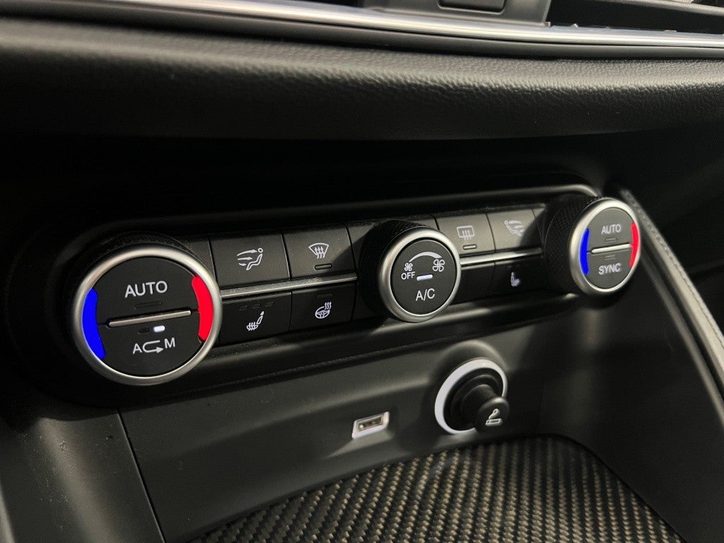 Alfa Romeo Stelvio 2.9 Bi-Turbo Q4 Quadrifoglio AT8