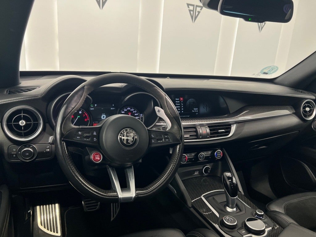 Alfa Romeo Stelvio 2.9 Bi-Turbo Q4 Quadrifoglio AT8