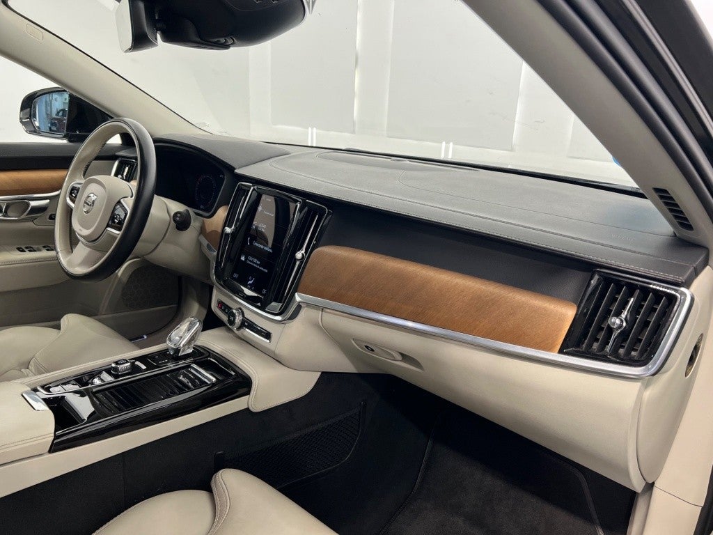 Volvo V90 T8 Twin Recharge Inscription AWD
