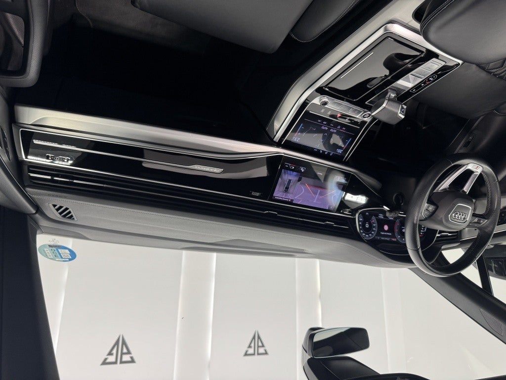 Audi Q7 50 TDI S line quattro