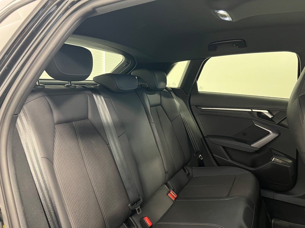 Audi A3 S3 Sportback quattro S tronic 245kW