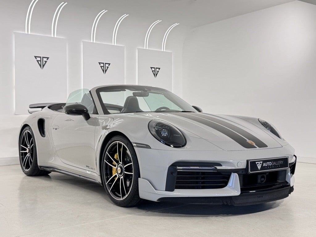 Porsche 911 Turbo S Cabriolet PDK