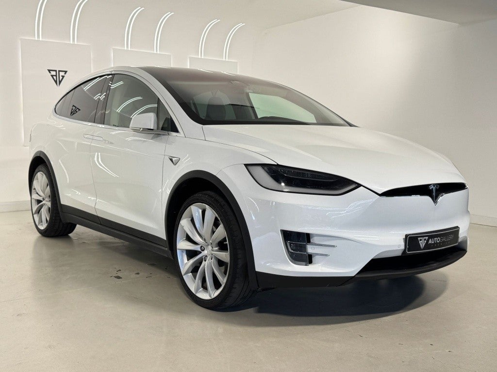 Tesla Model X P90D AWD