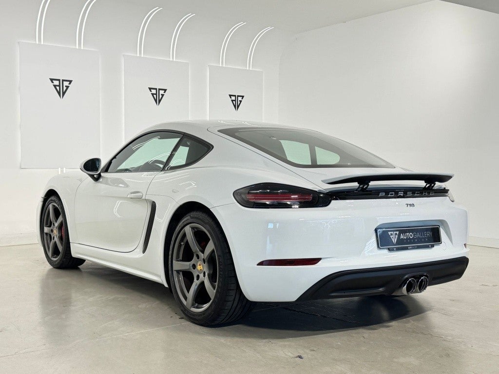 Porsche Cayman