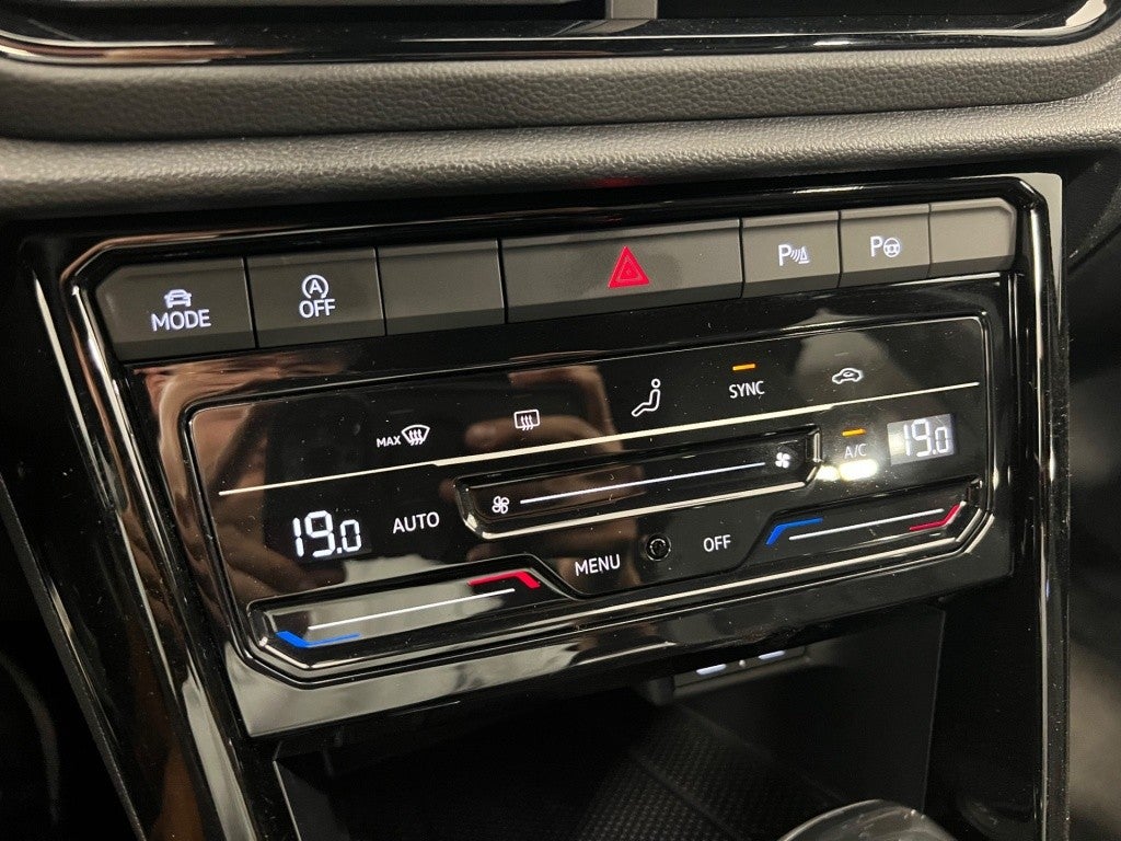 Volkswagen T-Roc 1.5 TSI R-Line kW DSG7 110KW